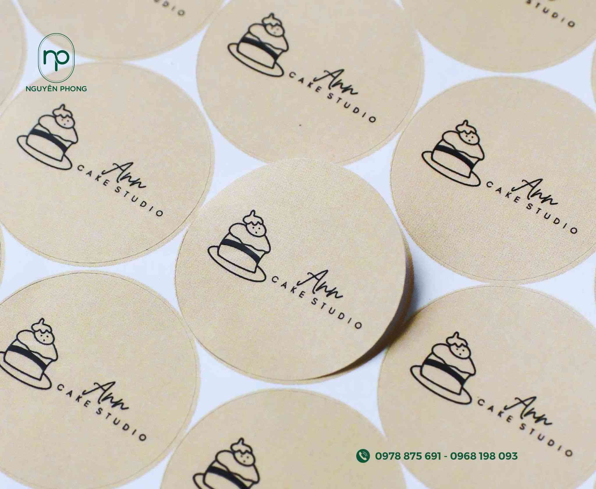 Mẫu sticker dán bánh 